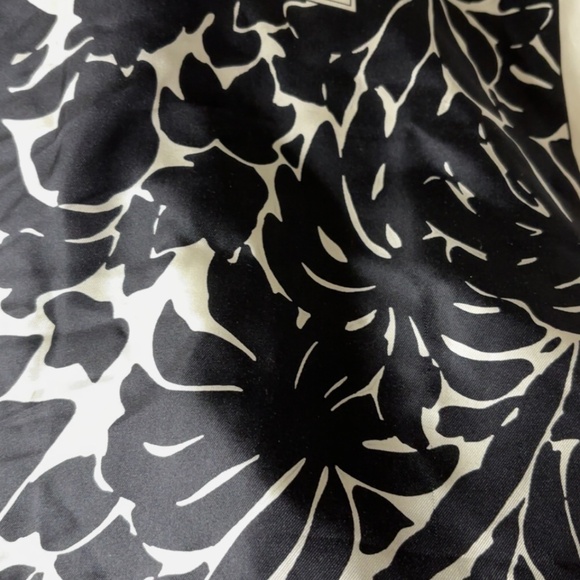 Saint Laurent silk scarf YSL - Picture 5 of 8